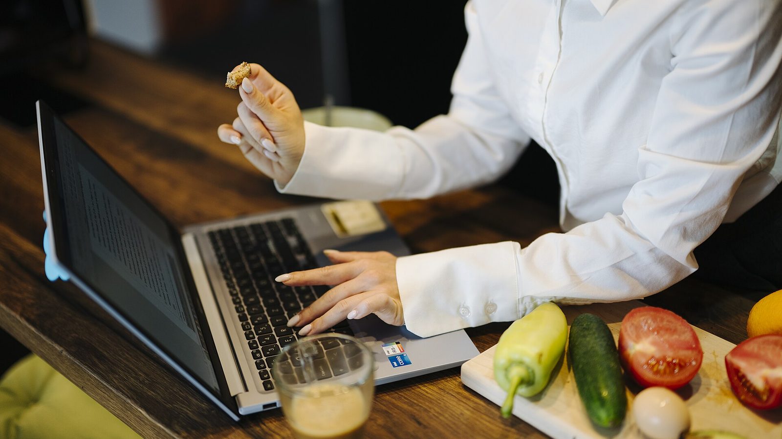 Inbound vs. Outbound: Choosing Your Growth Strategy