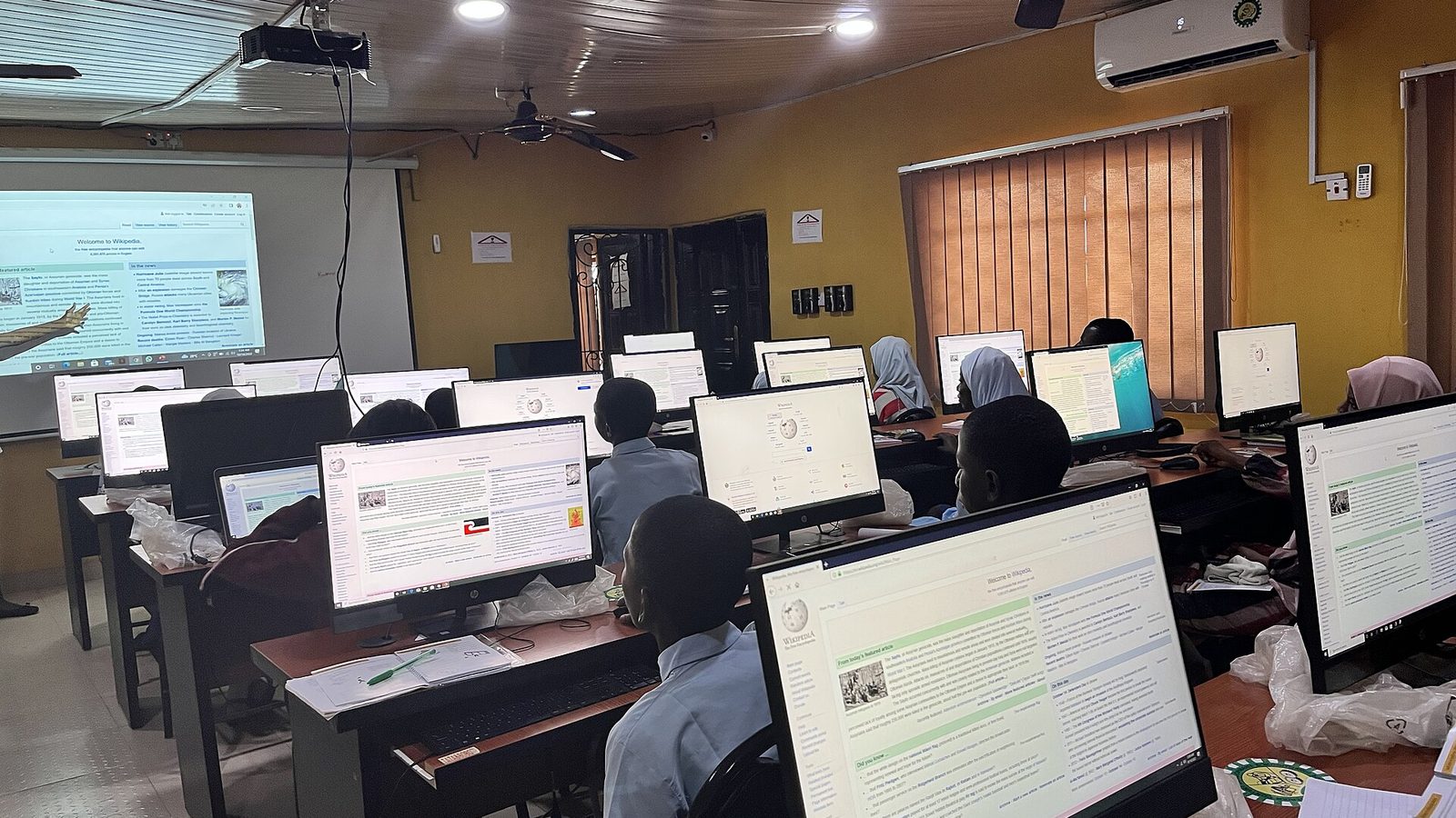 Choosing the Right Online Course for Your Career
